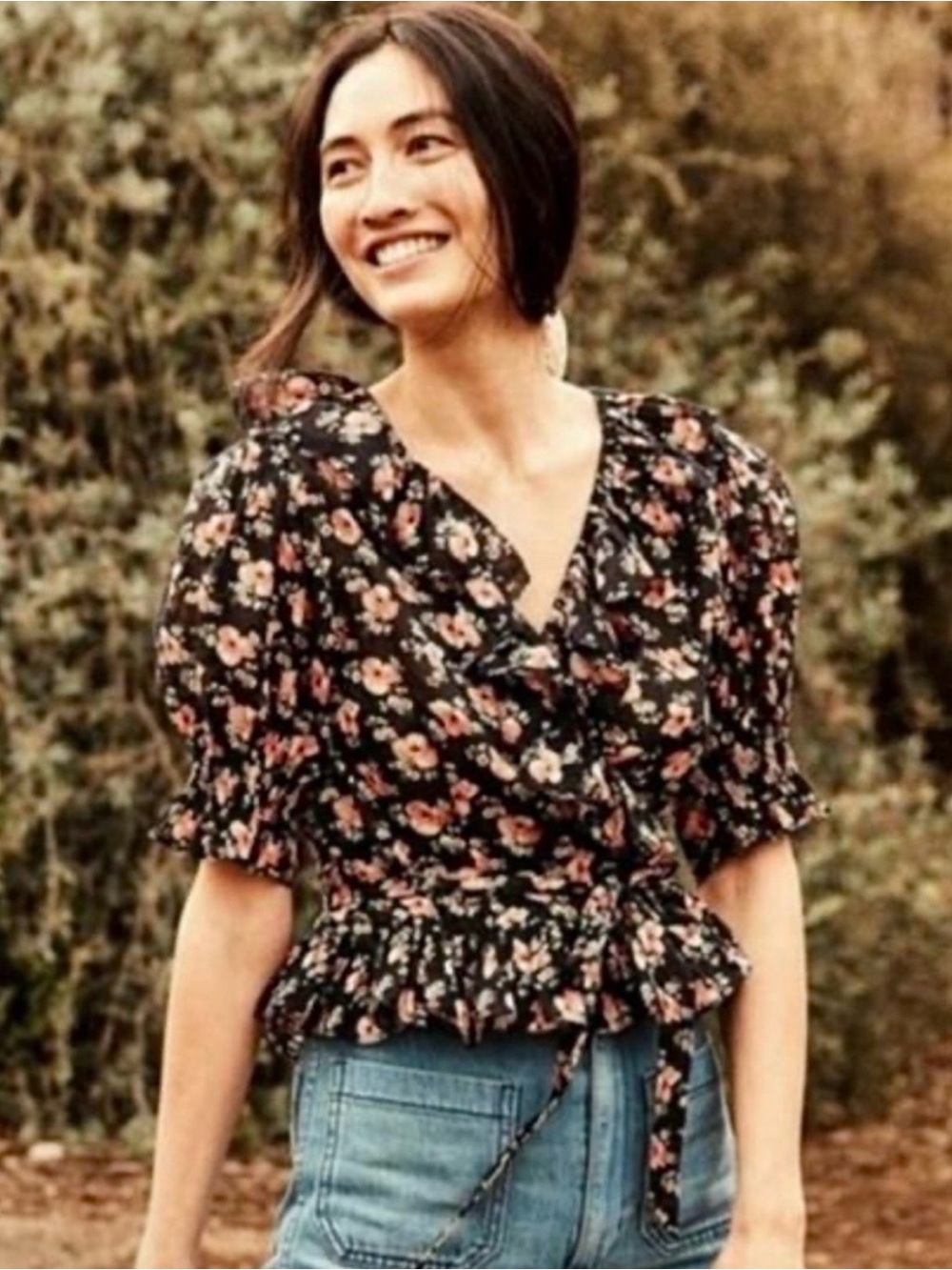DOEN Viola wrap top in Black Poppy Sz S